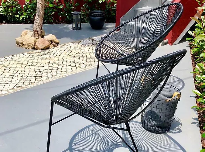 招待所 Confluentia H&a - Believe It Or Not