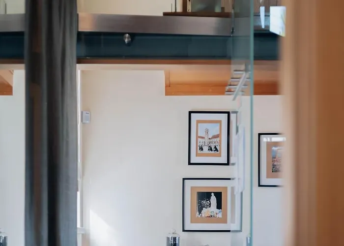 Confluentia H&a - Believe It Or Not ゲストハウス 4*