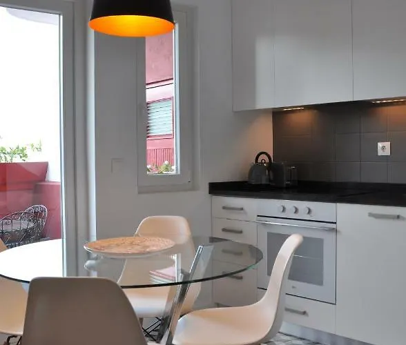 Confluentia H&a - Believe It Or Not ゲストハウス コインブラ